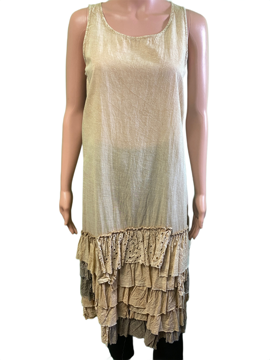 * Artsy Ruffle Hem - Paper Lace Dress