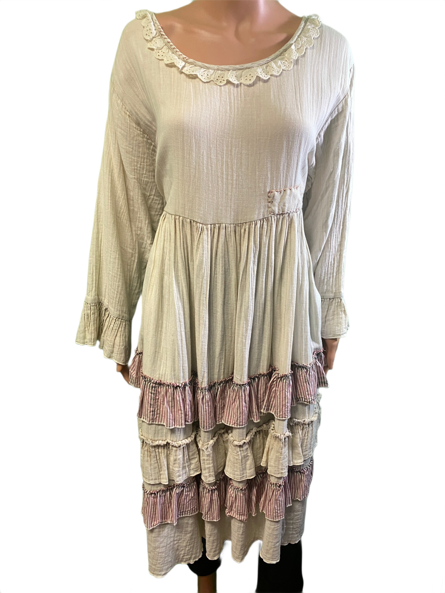 * Layers & Ruffles - Paper Lace Dress