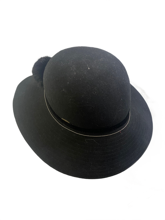 Wool Felt Bucket w/ Pompoms - Sun 'N' Sand Hat