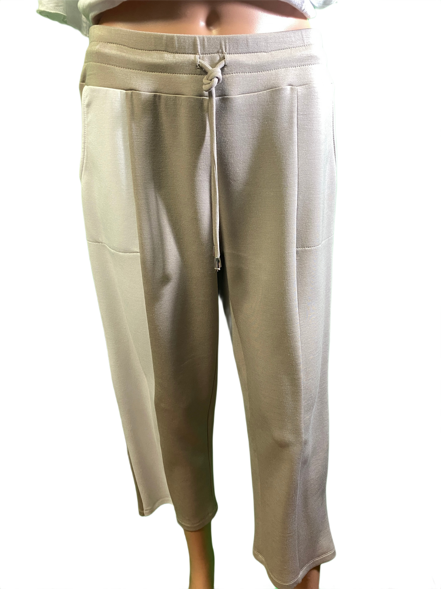 Two-Color Waist-High - Pure Essence Capri