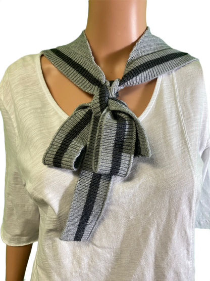 Stripe Knitted Knot - Accity Shawl