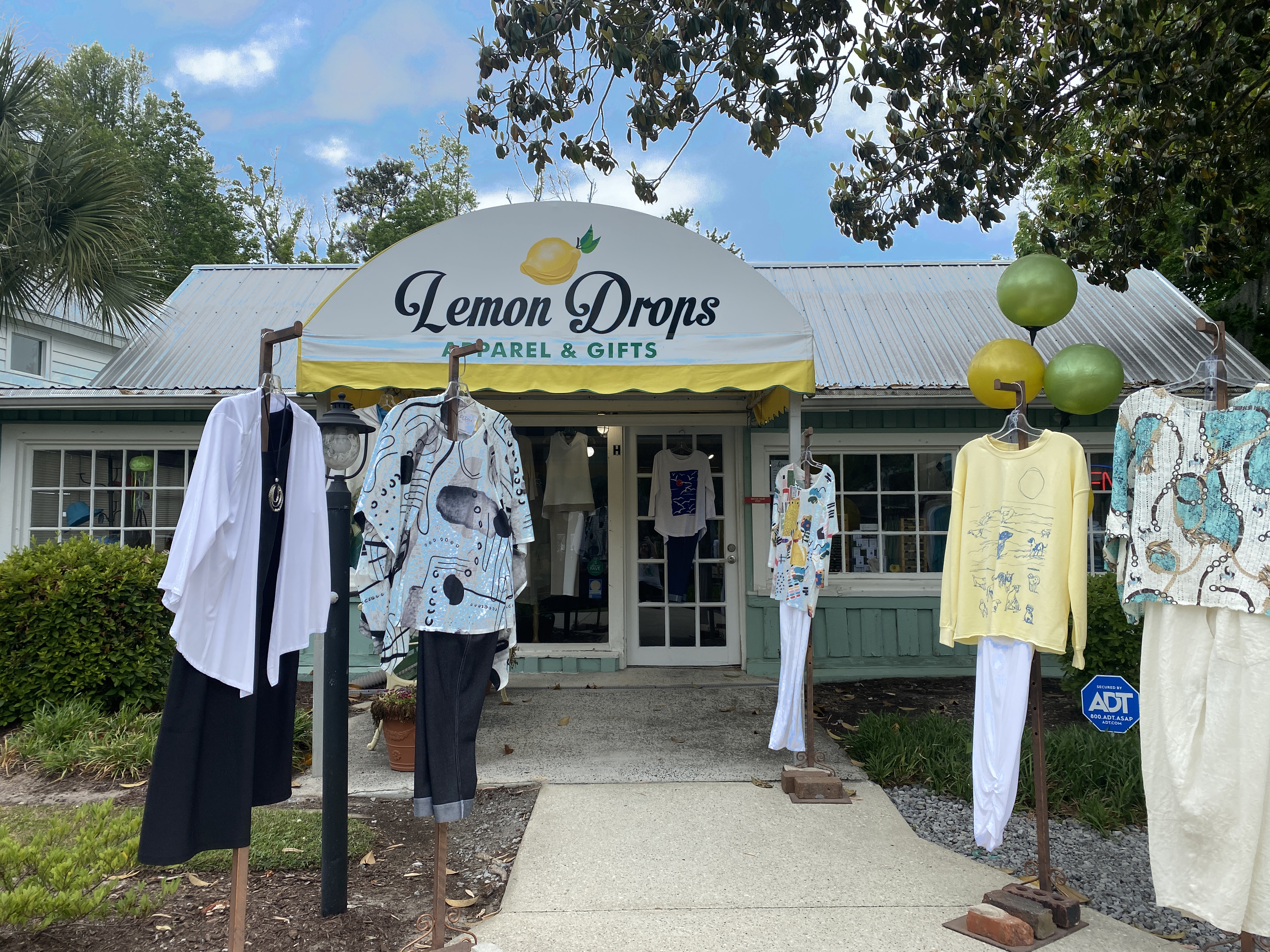 Lemon Drops Apparel & Gifts at Downtown Pawleys in Pawleys Island, South Carolina