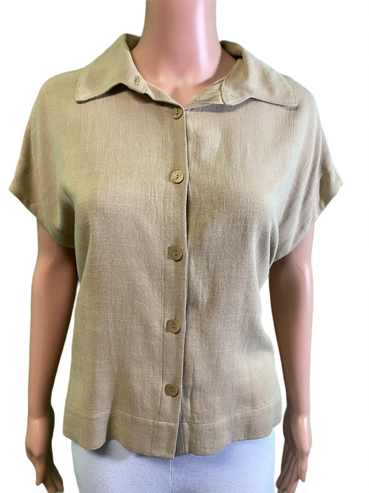 Button-Up - Pure Essence Top